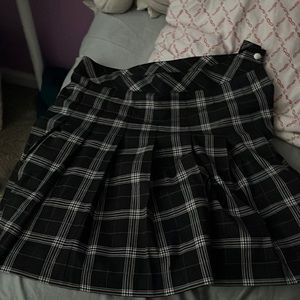 plaid skirt